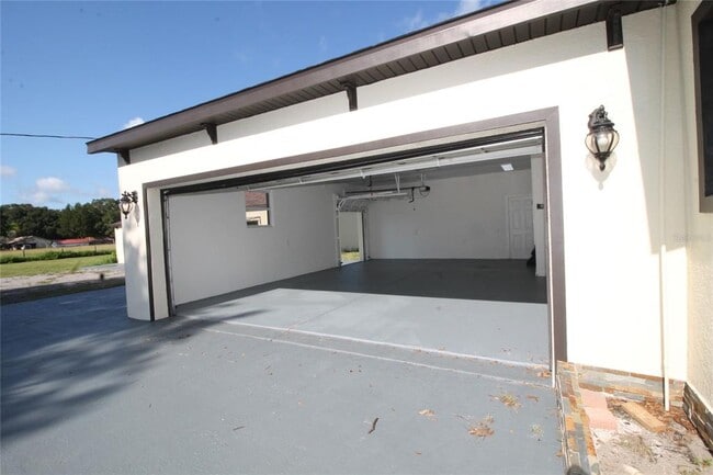 Building Photo - 13832 South Bay Lake Rd