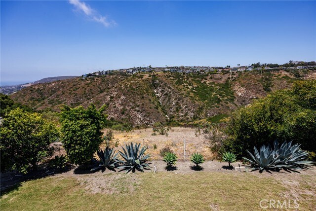 Building Photo - 1840 Temple Hills Dr