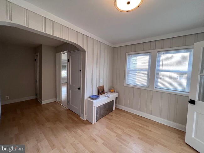 Building Photo - 629 White Horse Ave