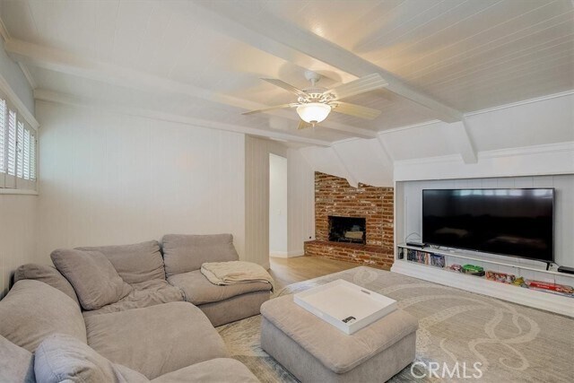 Building Photo - 2128 Miramar Dr