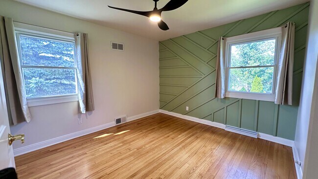 Building Photo - 17670 Green Isle Ct