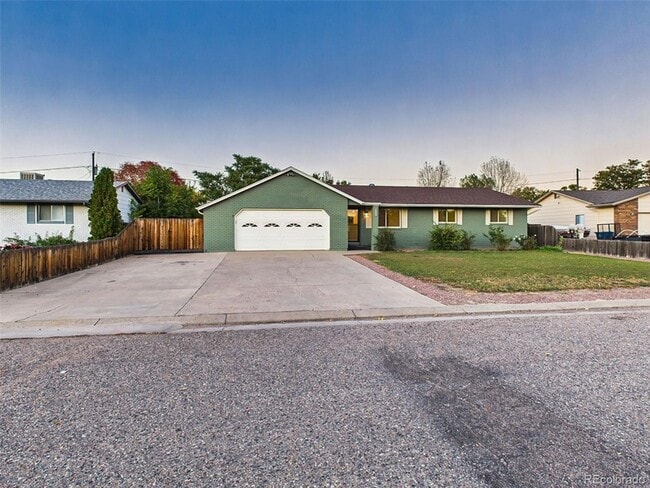Primary Photo - 3065 Penmoor Dr