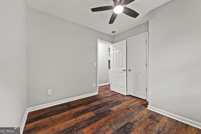 Building Photo - 53 Lucia Dr SE