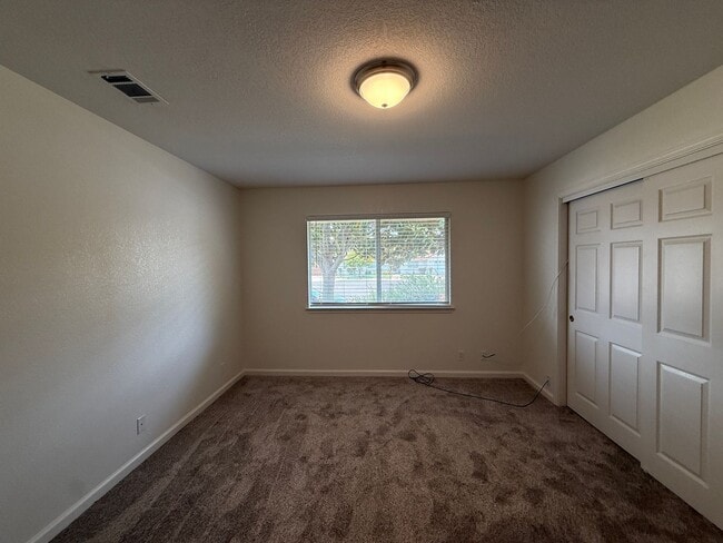 Building Photo - Orcutt Single Story Home with RV Access