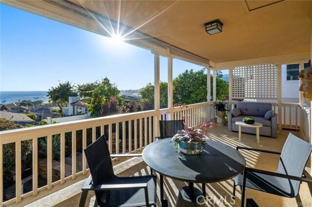 Building Photo - 557 Blumont St