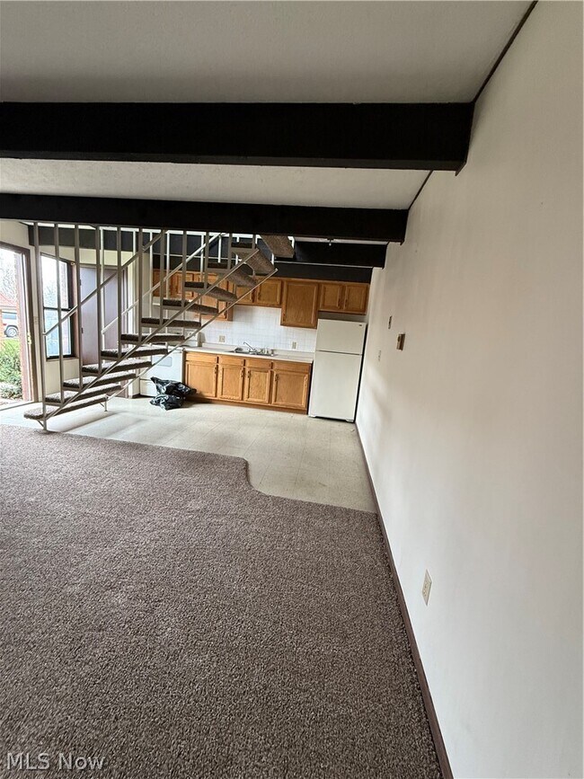 Building Photo - 63 Jody Dr