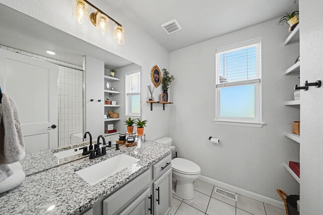 Building Photo - 6339 Knapp Dr