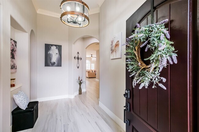 Building Photo - 10010 Forest Spring Ln