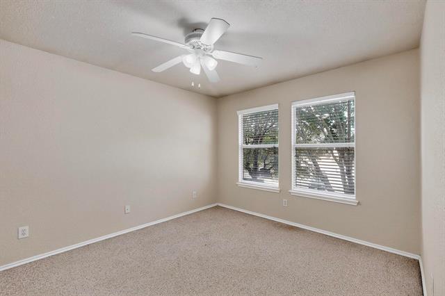 Building Photo - 2800 Briargrove Ln