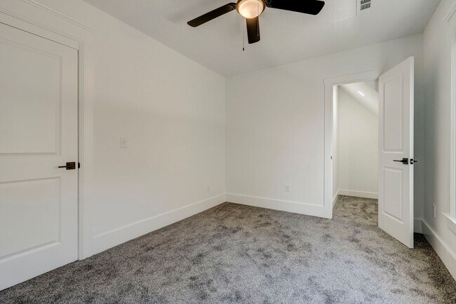 Building Photo - 4115 Whitman Ave