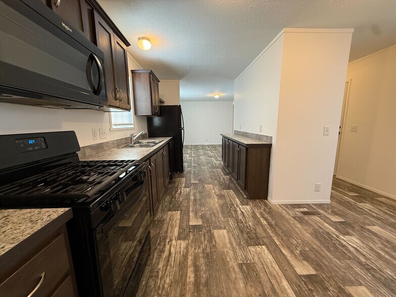 Building Photo - 11719 Cascade Cir