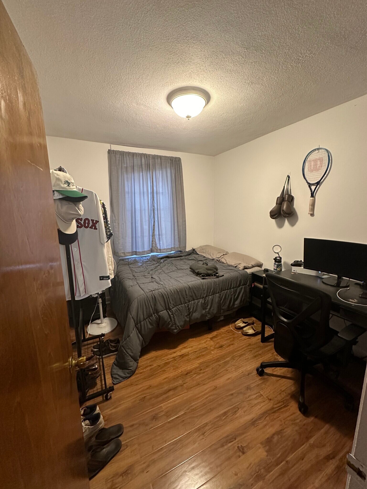 Building Photo - 137 Endicott St