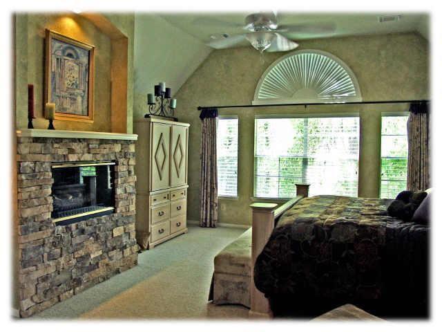Building Photo - 3 Candle Pine Pl