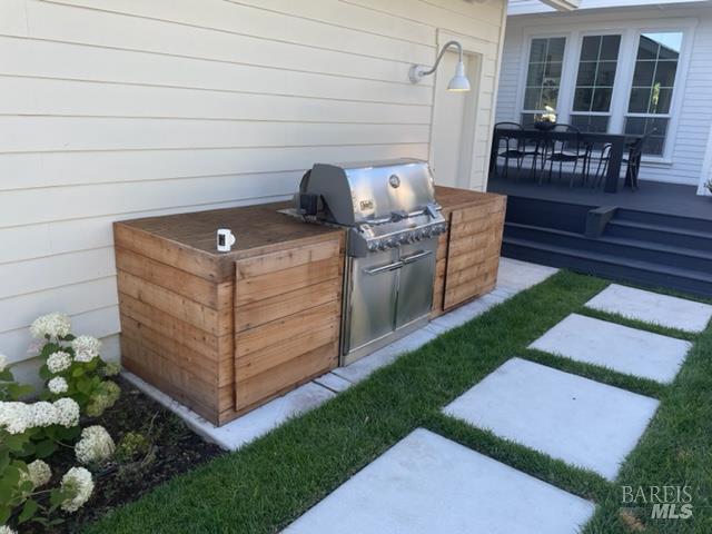 Building Photo - 230 Newcomb St