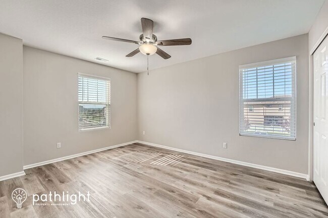 Building Photo - 720 Penstemon Dr