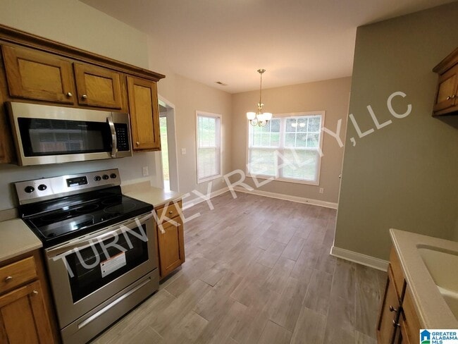 Building Photo - 4158 Hathaway Ln