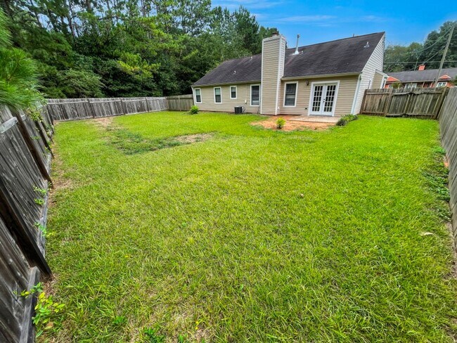 Building Photo - Powder Springs - 3BR - Fully Renovated
