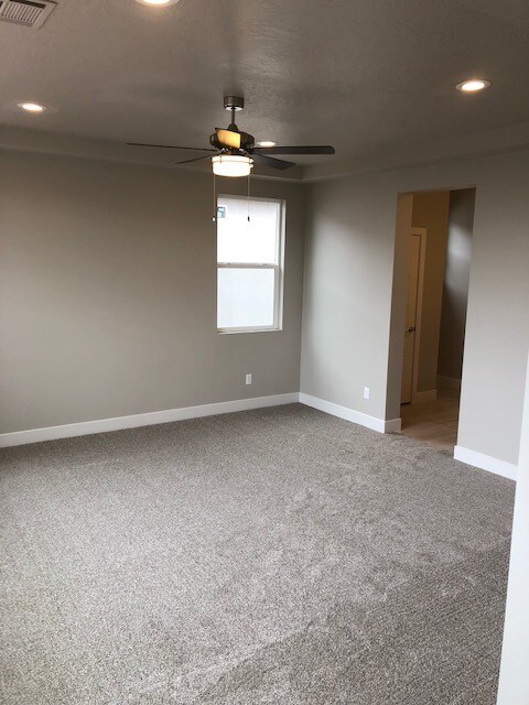 Building Photo - 438 N Stone Mountain Dr