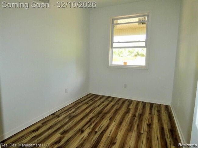 Building Photo - 485 Upland Ave