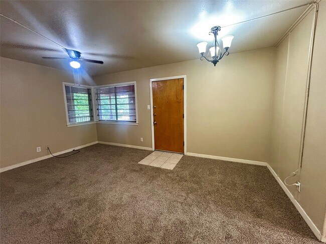 Building Photo - 1411 Indiana St