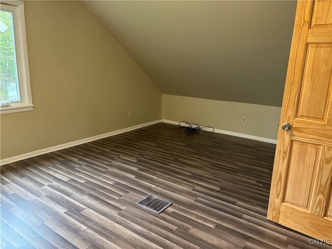 Building Photo - 10513 Cosby Manor Rd