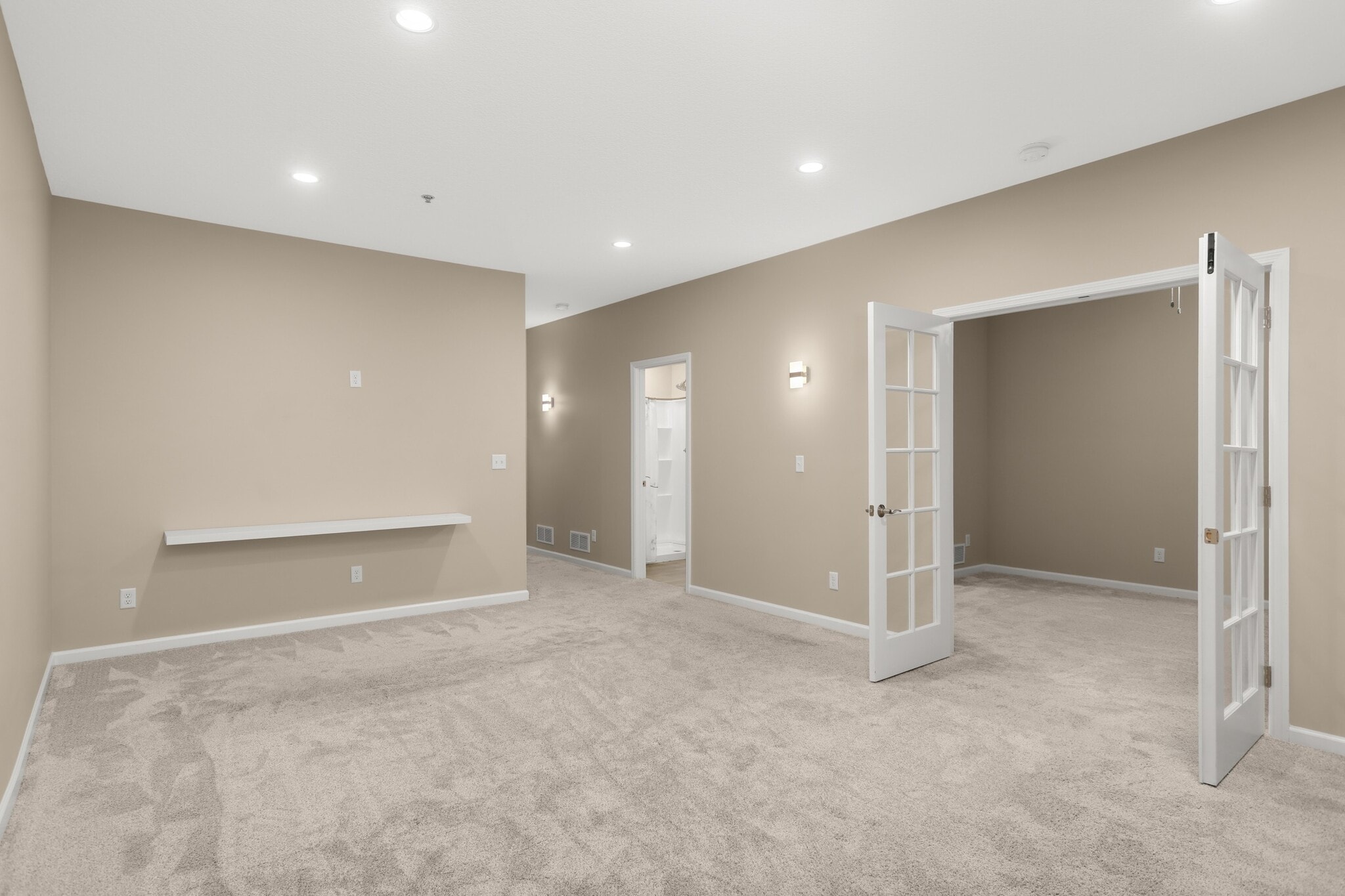 Building Photo - 17790 Valley Cove Ct