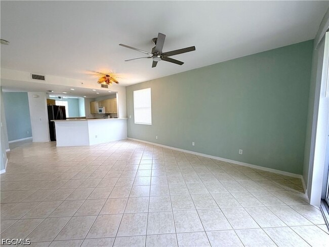Building Photo - 4013 Palm Tree Blvd