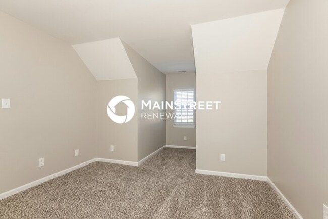 Building Photo - 4 Bedroom Pet-Friendly Home in Matthews, N...
