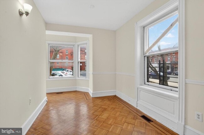 Building Photo - 3512 Lancaster Ave