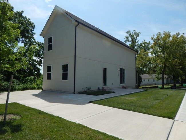 Building Photo - 4339 Virginia Ave