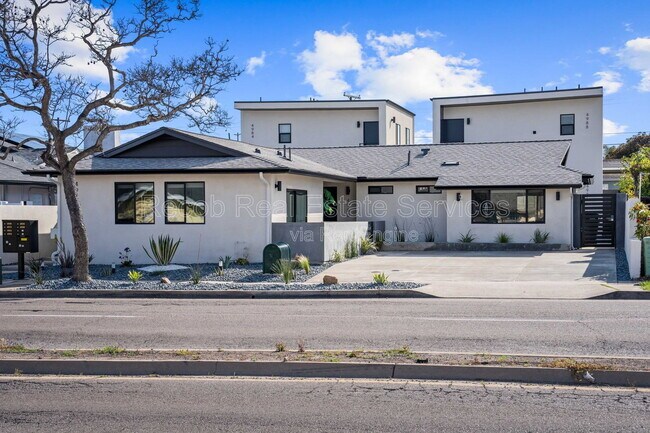 Building Photo - 4970 Genesee Ave