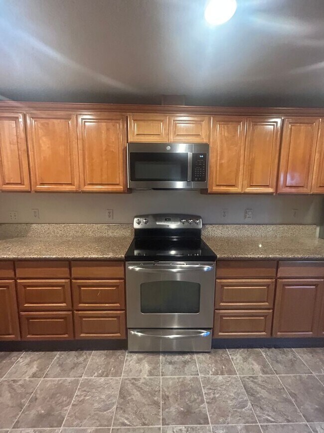 Building Photo - Jefferson #11894