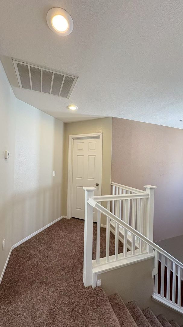 Building Photo - 6523 Mocha Brown Ct