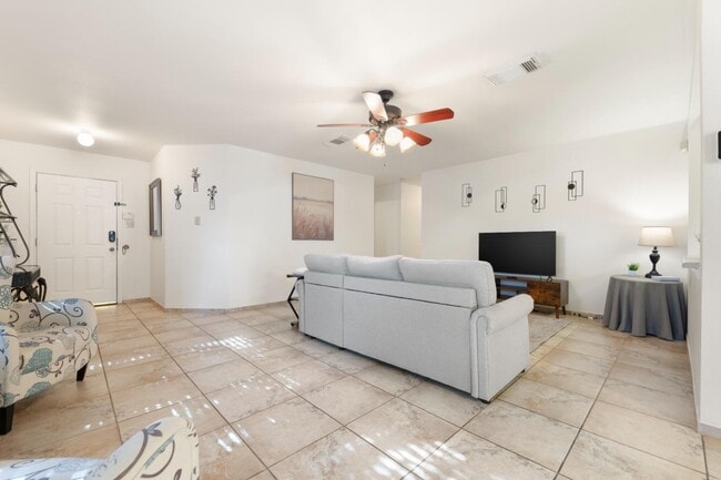 Building Photo - 9306 Maverick Pass