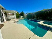 Building Photo - 275 Strada Nova