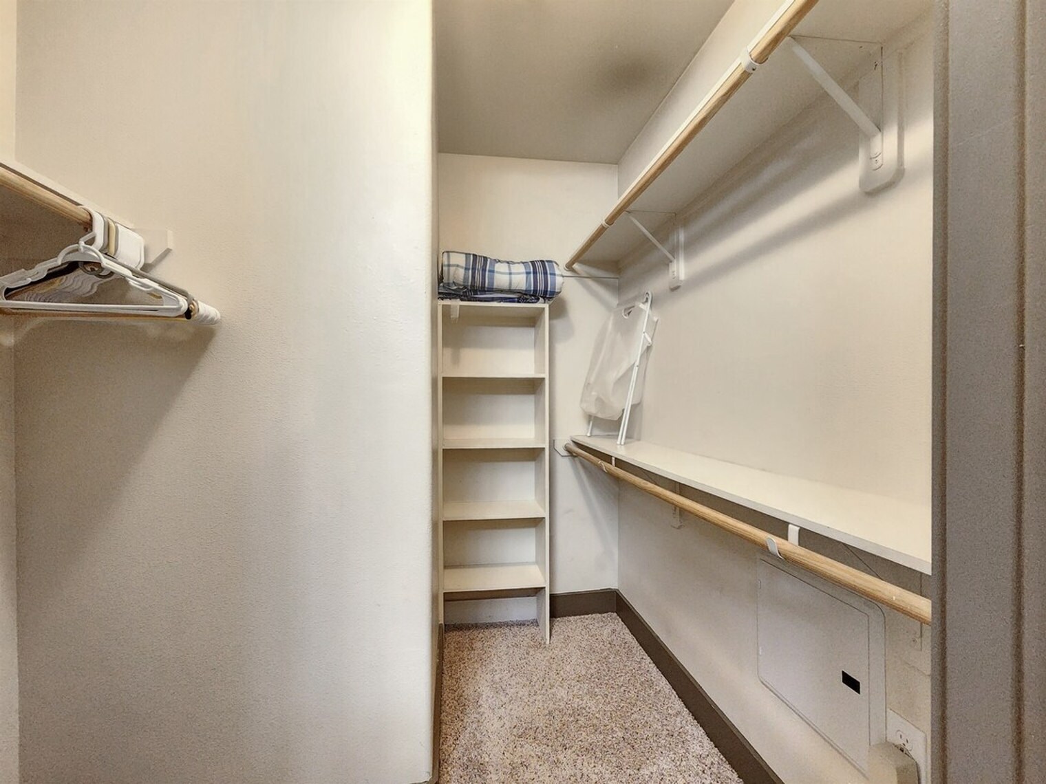 Building Photo - 2626 Sage Rd