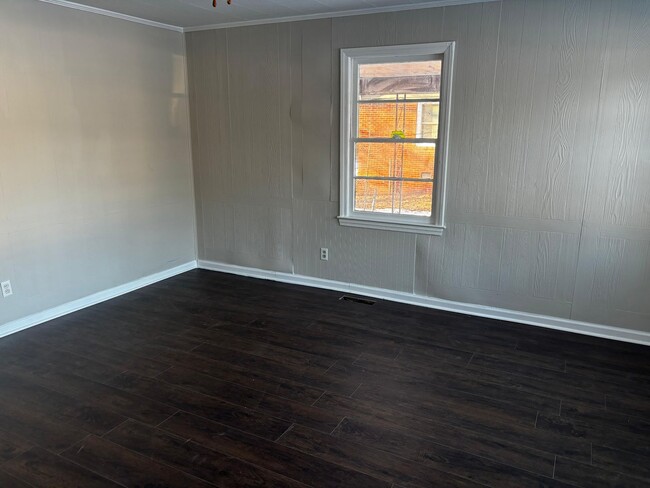 Building Photo - 5632 Birch Rd