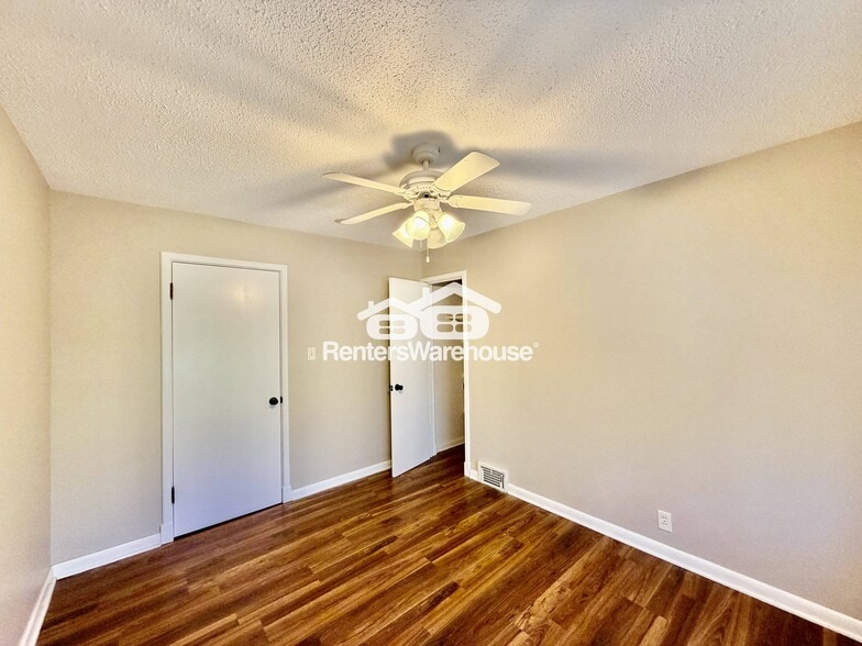 Building Photo - 1145 65th St