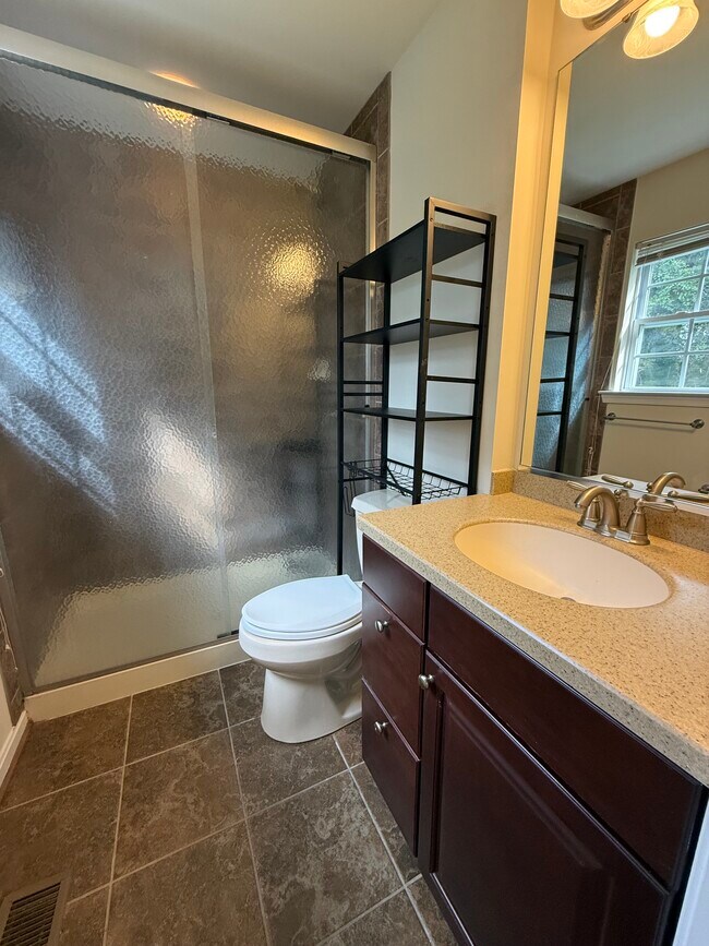 Building Photo - 20850 Autumn Mill Ct