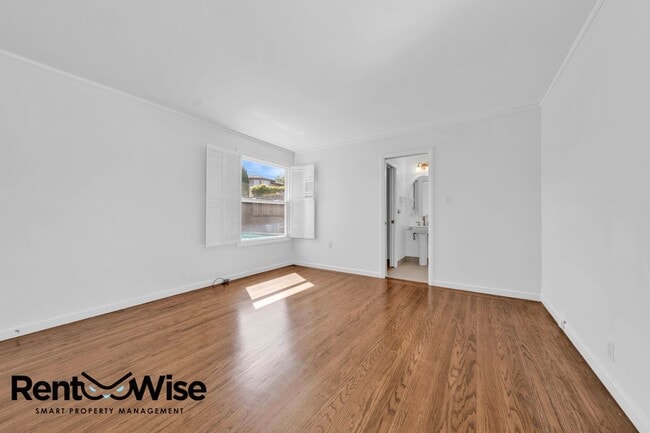 Building Photo - 612 Barneson Ave