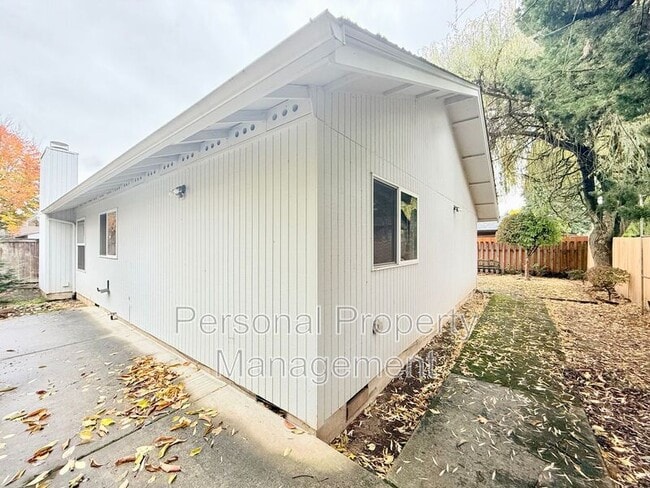 Building Photo - 202 NW 132nd St