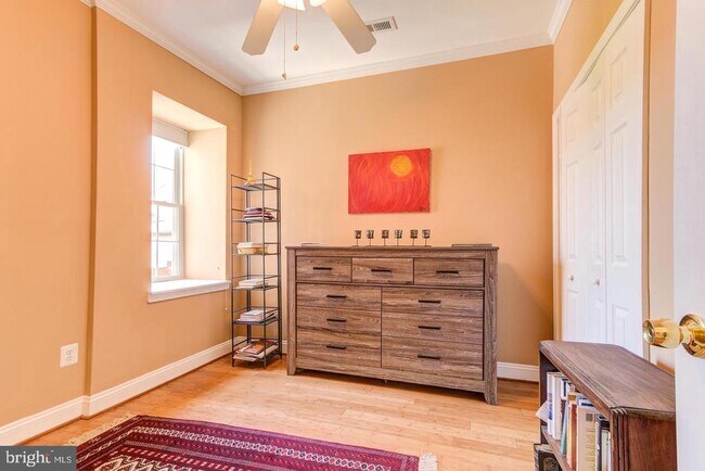 Building Photo - 2717 13th St NW