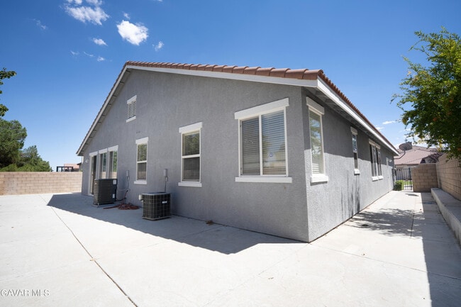 Building Photo - 40263 Preston Rd