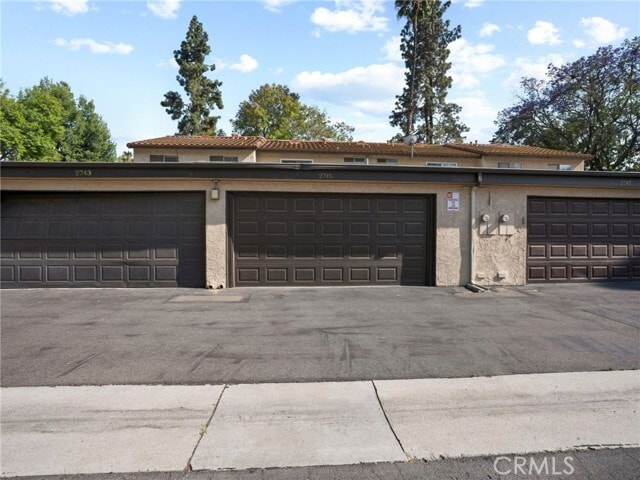 Building Photo - 2745 Tropicana Dr