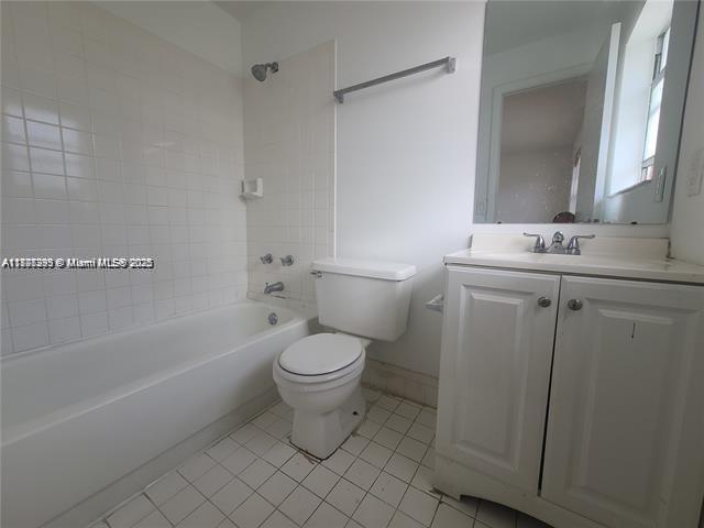 Building Photo - 95 NE 41st St