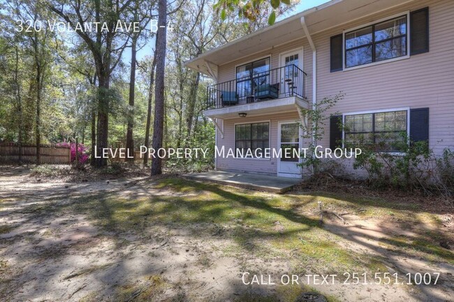 Building Photo - 320 Volanta Ave