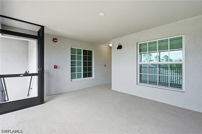 Building Photo - 15155 Bluffton Ln