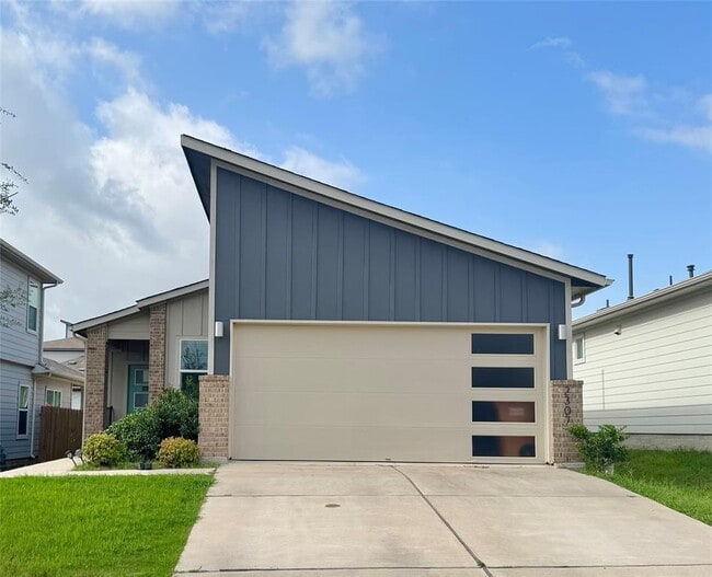 Primary Photo - 2307 Langdale Ln