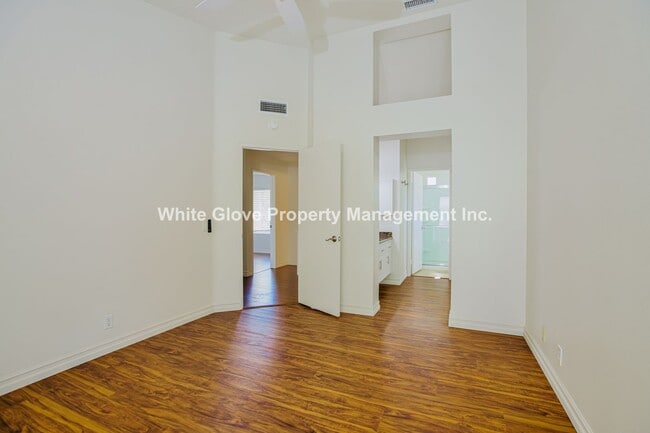 Building Photo - Lovely 2 Bedroom Condo in Mission Viejo