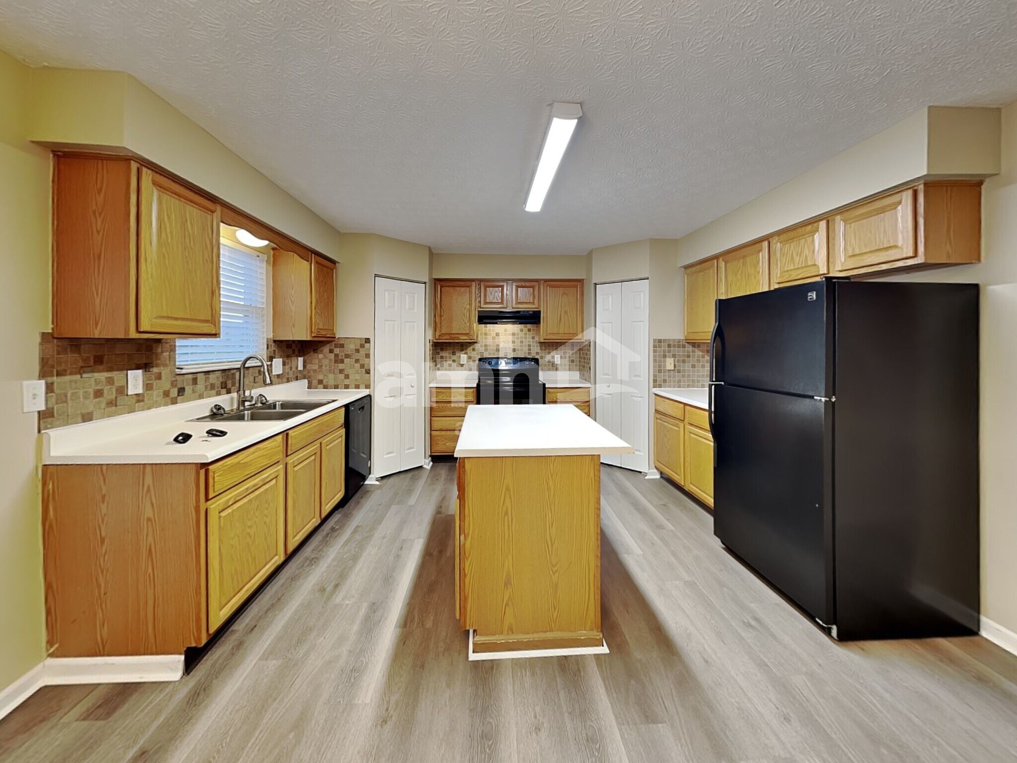 Building Photo - 1009 Legacy Ln SW